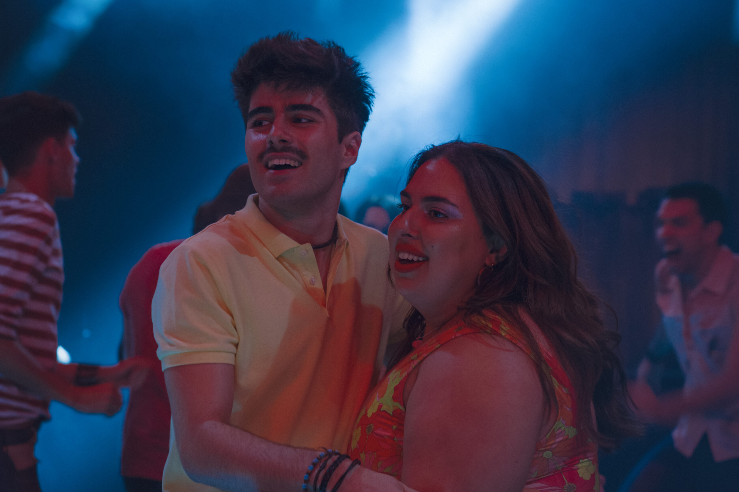 Tal Martin Mariliendre: divertida, sensible, musical y con mucho glow